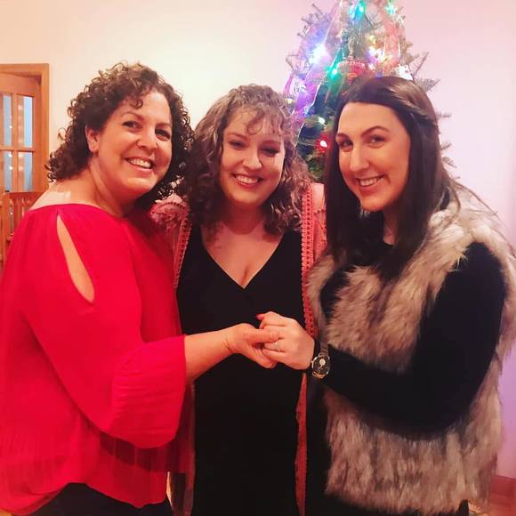 Meet your Posher, Kara - Picture 1 of 1